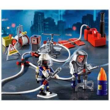 Firefighters with Water Pump 4825